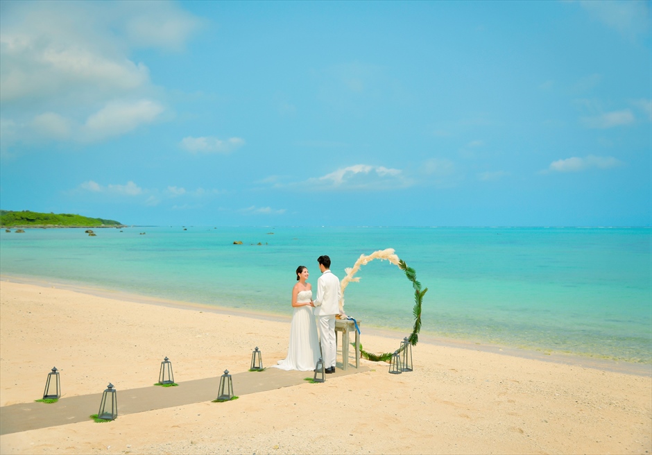 沖縄・石垣島　ビーチ　ウェディング・挙式・結婚式