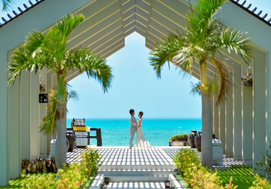 沖縄小浜島フォトウェディング/
Kohama Island Okinawa Haimurubushi Photo Wedding/
小浜島はいむるぶし/挙式前撮影