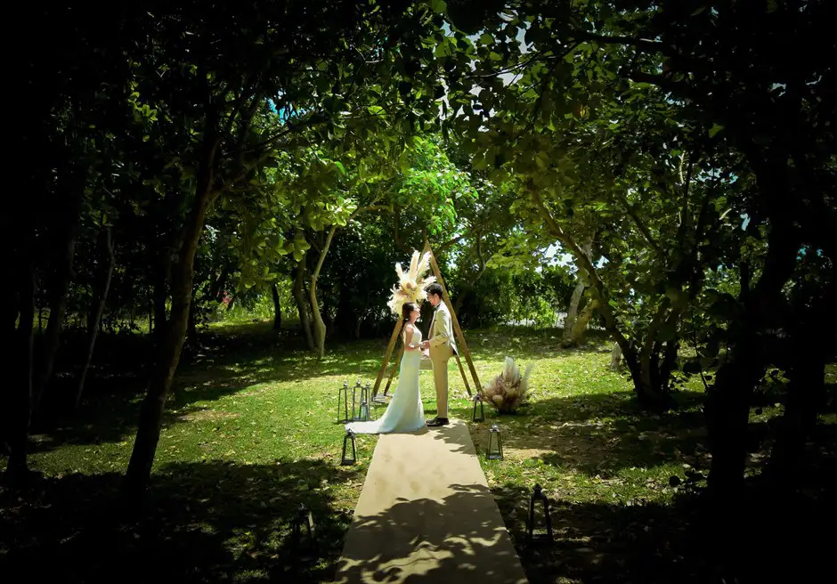 沖縄石垣島ガーデン・ウェディング/
Ishigaki Island Okinawa Ishigaki Resort Hotel Garden Wedding/
石垣リゾートホテル挙式