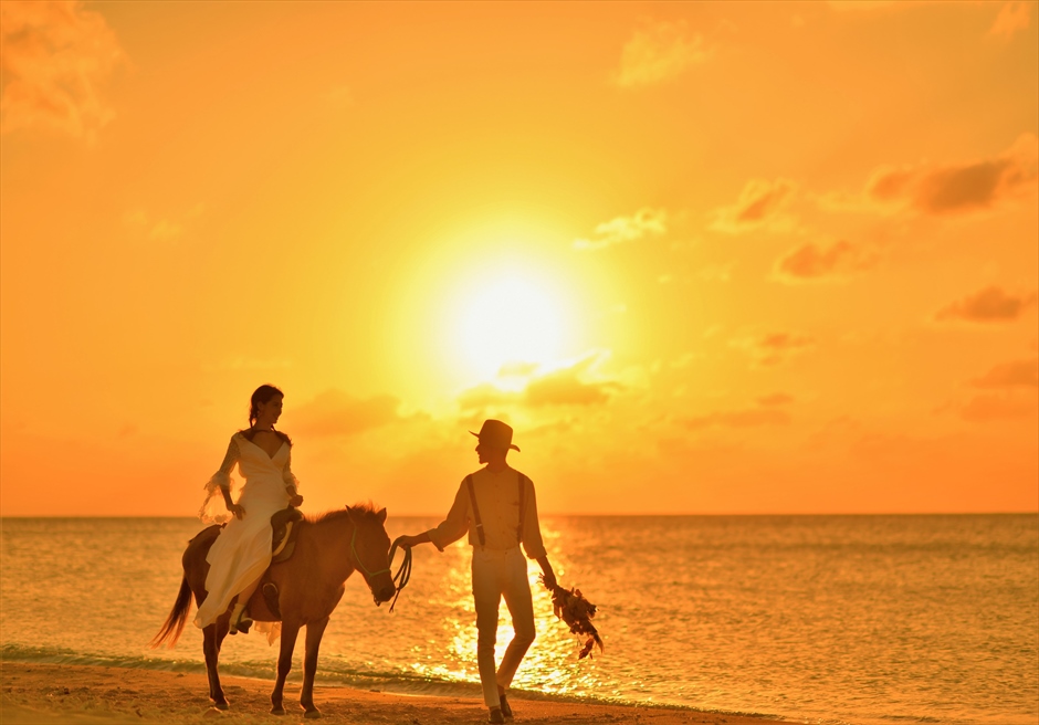 沖縄石垣島フォト・ウェディング/
Ishigaki Island Okinawa Sunset Beach Photo Wedding/
サンセット・ビーチ/挙式後撮影