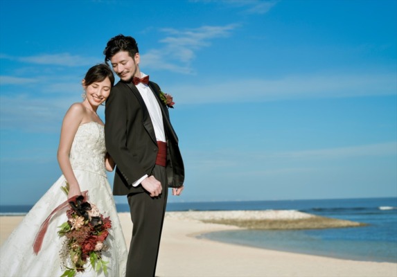 ウェディング　ウエディング　ウェディングドレス　石垣島　レンタル　ブライダル　ブライダルサロン　ドレスハウス　リゾート　リゾートドレス