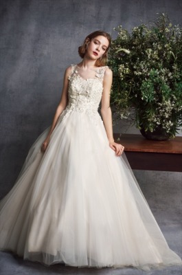 ウエディング　ウェディング　ドレス　石垣島　提携　フォーシス　フォーシスアンドカンパニー　レンタルドレス　レンタル