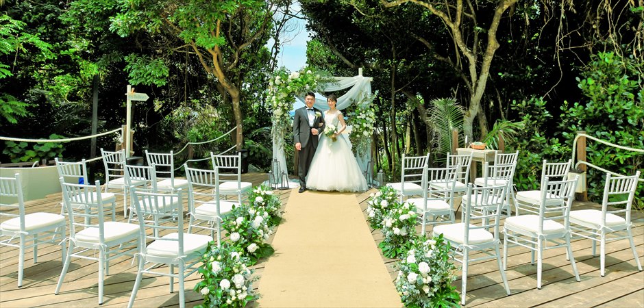 Oceanfront Deck Luxury Wedding