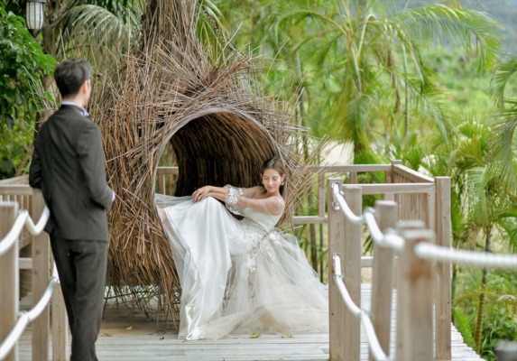 コーラル・テラス石垣島・沖縄結婚式│デッキ・ウェディグ・パーティー│デッキ１段目バードゲージ