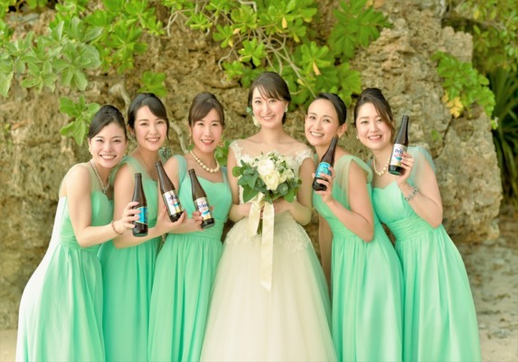 ビーチ乾杯│チャペル・デッキ・ヴィラ挙式後にお勧め