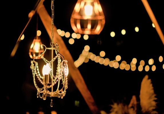 屋外照明シャンデリア│コーラル・テラス石垣島・沖縄披露宴オプション