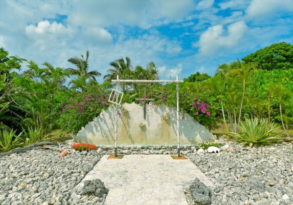 コーラル・テラス石垣島沖縄・披露宴│ウェディングパーティー・オプション│チャペル・デコレーション