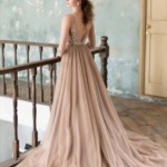 ウェディング　ウエディング　ウェディングドレス　石垣島　レンタル　ブライダル　ブライダルサロン　シンデレラアンドコー　リゾート　リゾートドレス