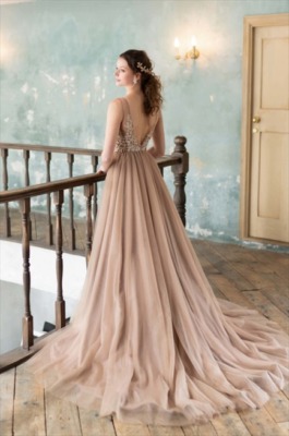 ウェディング　ウエディング　ウェディングドレス　石垣島　レンタル　ブライダル　ブライダルサロン　シンデレラアンドコー　リゾート　リゾートドレス