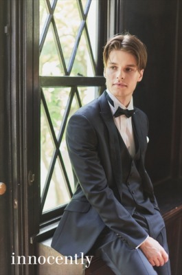 石垣タキシード　Norman　