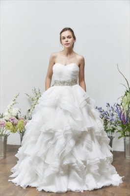 ウェディング　ウエディング　ウェディングドレス　石垣島　レンタル　ブライダル　ブライダルサロン　ルアブライダル　リゾート　リゾートドレス