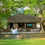 舟倉の里・茶房棟テラス　ウェディングパーティーシーン