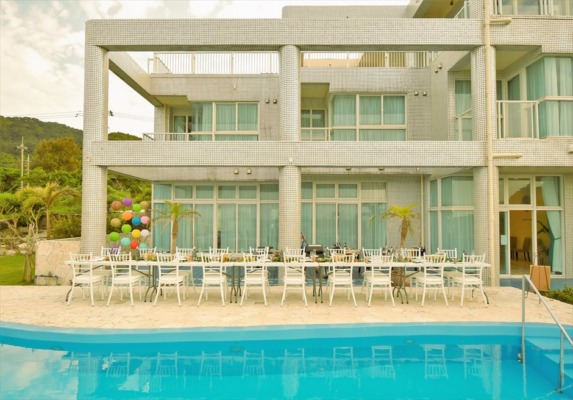 ホテル海邦川平 プールサイド・ウェディング・パーティー＆披露宴 パーティー会場装飾一例