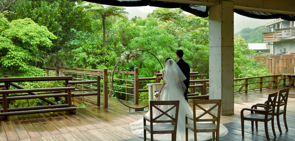 Bridge Deck Wedding