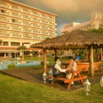 石垣シーサイドホテル　ビーチ・バー・デッキ　サンセット・パーティー