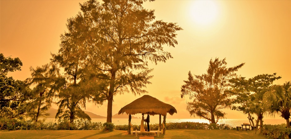 Beachfront Gazebo Garden Wedding