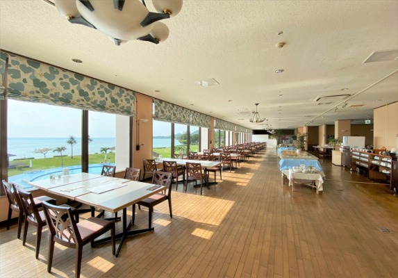 石垣シーサイドホテル　メイン・ダイニング　モラ・モラ・レストラン