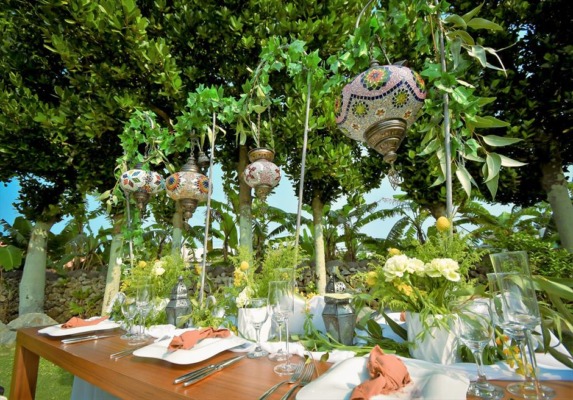 石垣白保ノスタルジーガーデンガーデン・パーティー会場装飾一例