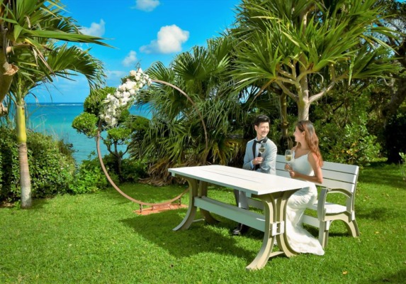 サンセットコーブ石垣ウェディング・パーティー会場　サンセットヴィラ・ガーデン