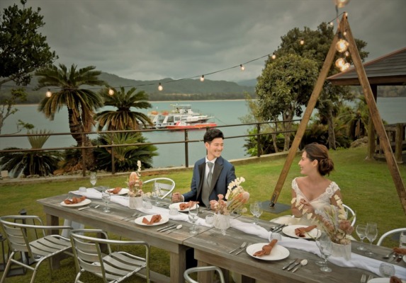 ヴィラうなりざき西表島ガーデン　ウェディング・パーティーシーン
