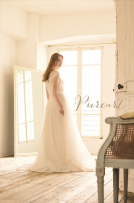 ウェディングドレス　ウエディングドレス 東京　ウェディング　ウエディング　ブライダル　レンタル　レンタルドレス　ドレス　挙式　結婚式　衣装　海外挙式　国内挙式　海外持ち出しOK　海外持ち出し可　ドレスハウス　タキシード　おしゃれ　お洒落　トレンド Dress House Wedding Bridal　イノセントリー　ピュアート