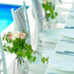 プールサイド・ウェディングパーティー＆披露宴　パーティーチェア装飾一例