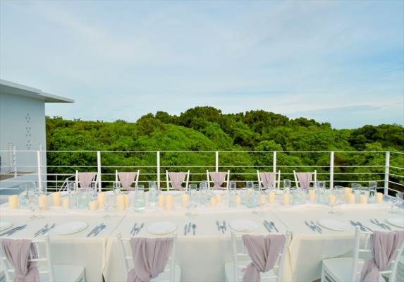 ルーフトップ・ウェディングパーティー＆披露宴　パーティー会場装飾一例