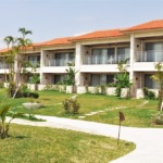 石垣リゾートホテル 客室棟 外観