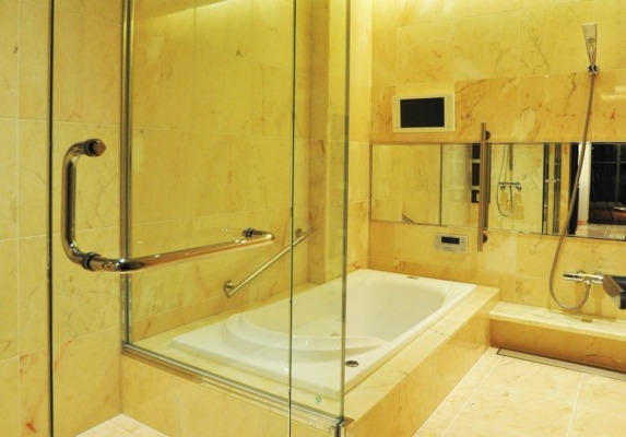 石垣リゾートホテル バスルーム 浴室