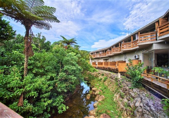 パイヌマヤ　西表島　ジャングルホテル