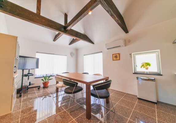 石垣島 貸切ヴィラ 白保ノスタルジーガーデン ダイニングルーム