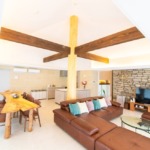 ザ・ミヤラ・サーデン 客室 リビング ヴィラ