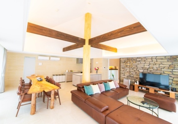 ザ・ミヤラ・サーデン 客室 リビング ヴィラ