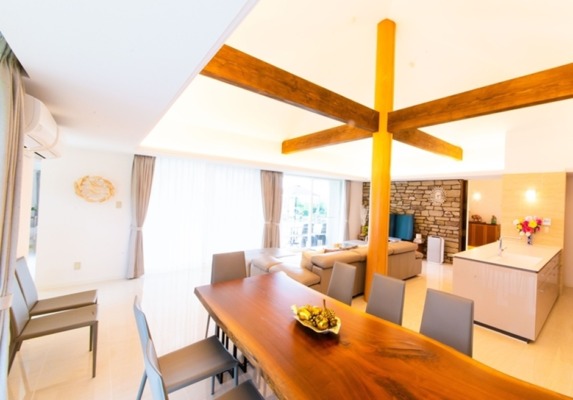 ザ・ミヤラ・サーデン 客室 リビング ヴィラ