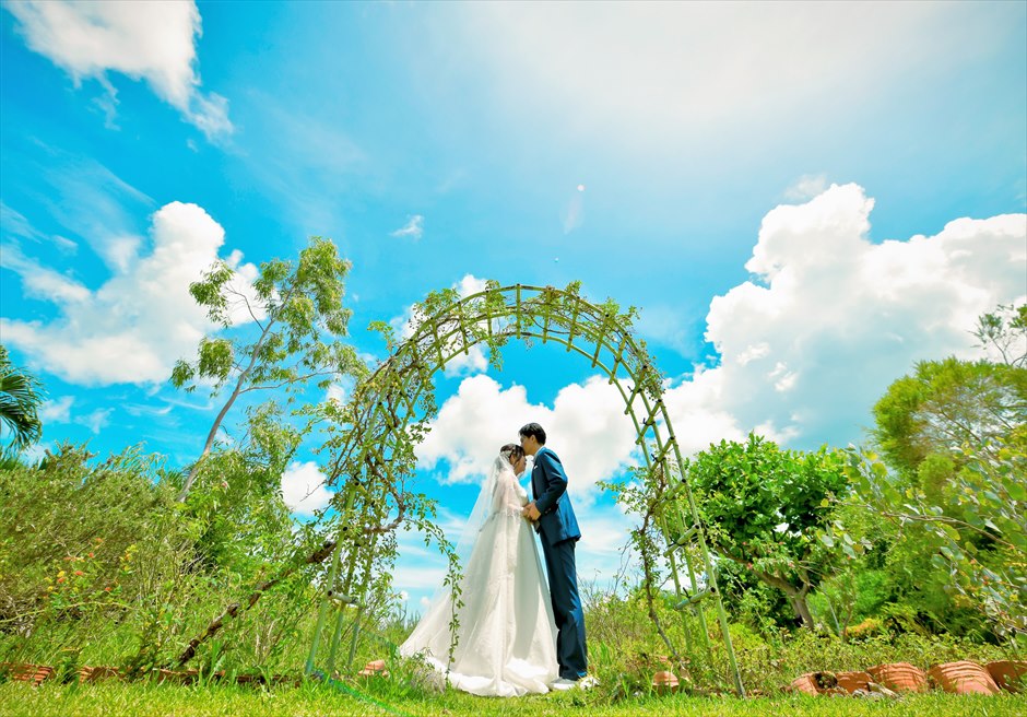 Herb Garden<br>Wedding Photo Tour