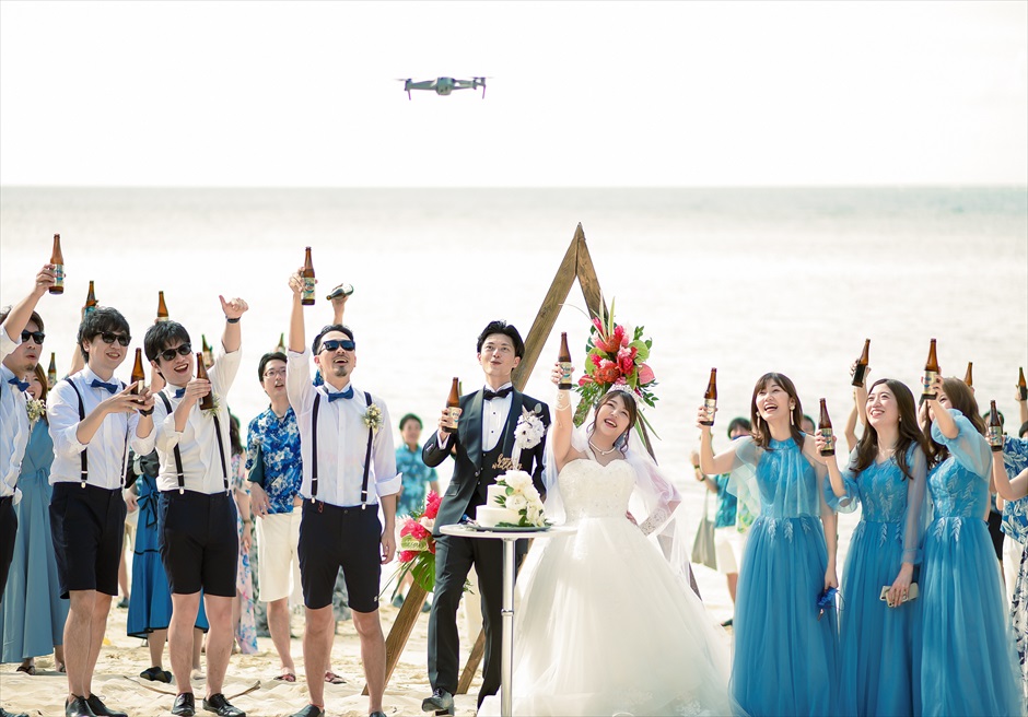 シークレットビーチ乾杯 ドローン撮影　石垣島結婚式