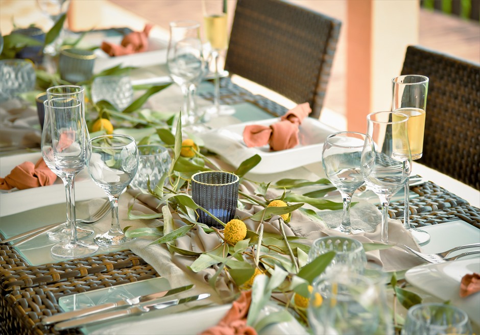 シーフォレスト石垣島レストラン・テラス・テーブル装飾一例