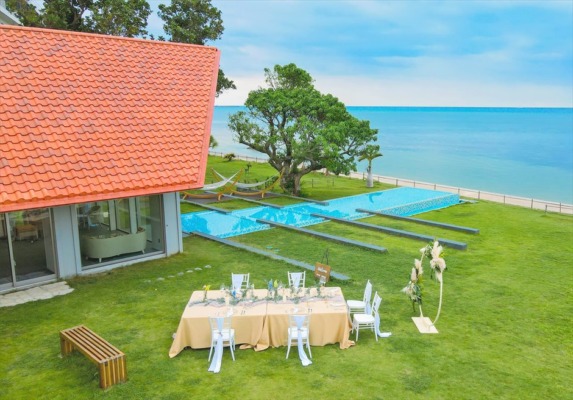 ビーチホテル サンシャイン石垣島　ガーデン・ウェディングパーティー＆披露宴　チャペル・ガーデン会場全景