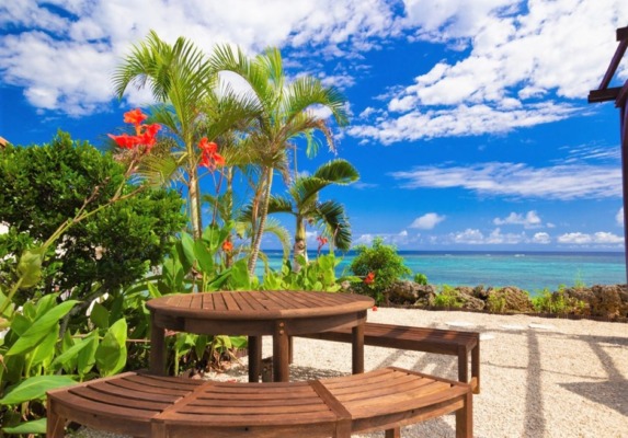 沖縄　石垣島　川平　アロアロカフェ　ビーチフロント挙式