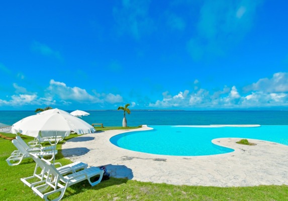 石垣島ビーチホテルサンシャイン　プール　フォトウェディング　インフィニティ