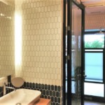 石垣島　シエスタ・プライベート・プール・ヴィラ　シャワールーム