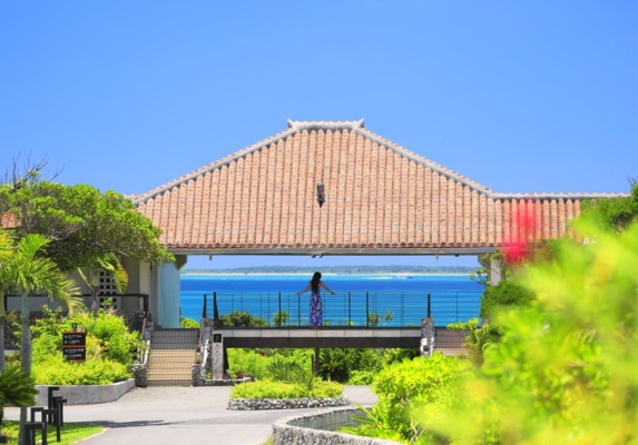 小浜島　はいむるぶし　挙式　フォトウェディング