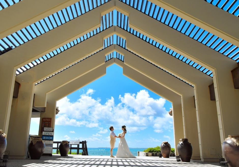 はいむるぶし挙式前撮影小浜島（ビーチテラス）