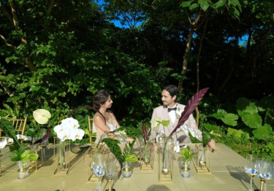 サイレント・クラブ石垣島ガーデン・パーティーテーブル装飾一例