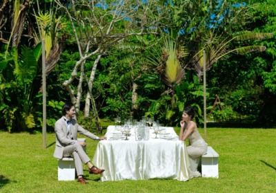 サイレント・クラブ石垣島ガーデン・パーティーテーブル装飾一例