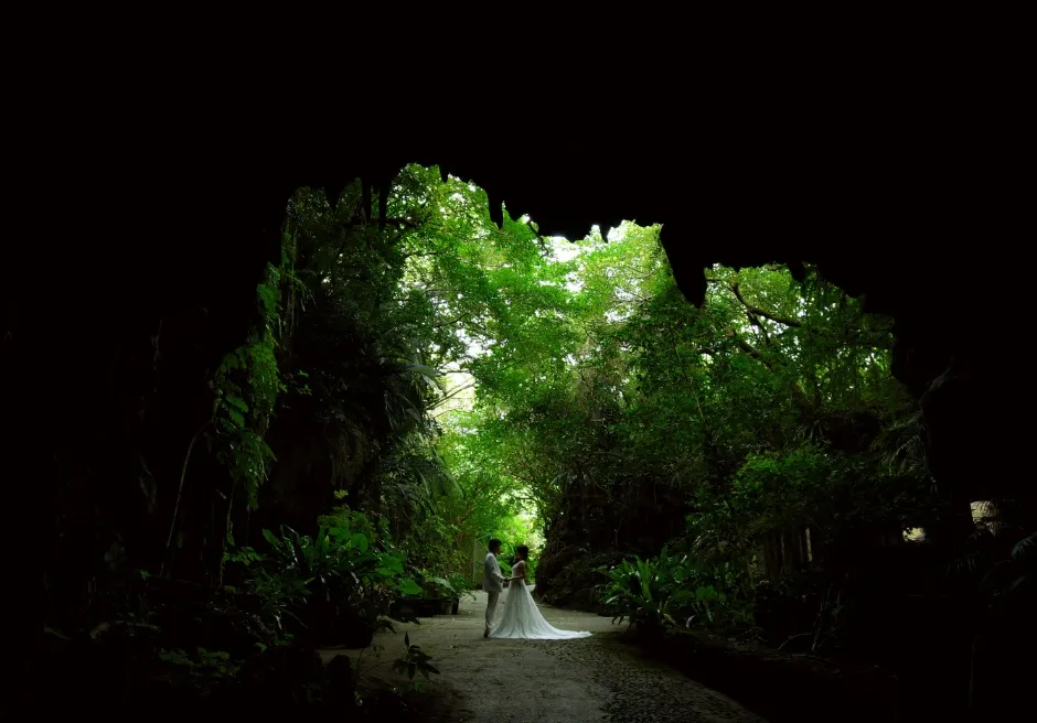 サビチ鍾乳洞　石垣島フォトウェディング