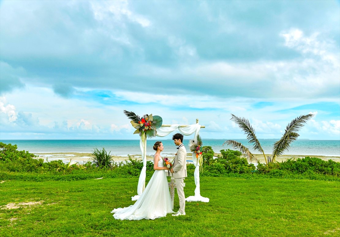 はいむるぶし小浜島 結婚式 ビーチフロント・ガーデン　セレモニーフォトウェディング